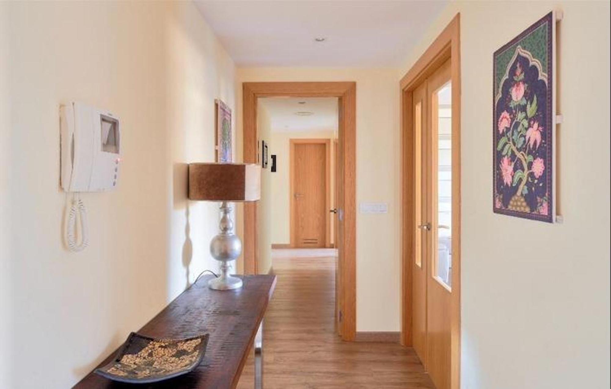 Holidays2Malaga Heroe De Sostoa Con Piscina Junto Estacion Ave Y Playa Ngoại thất bức ảnh